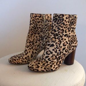 Sam Edelman Cheetah Bootie, like new